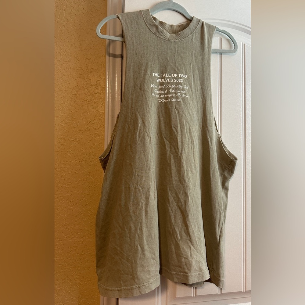 Dark Sport tank